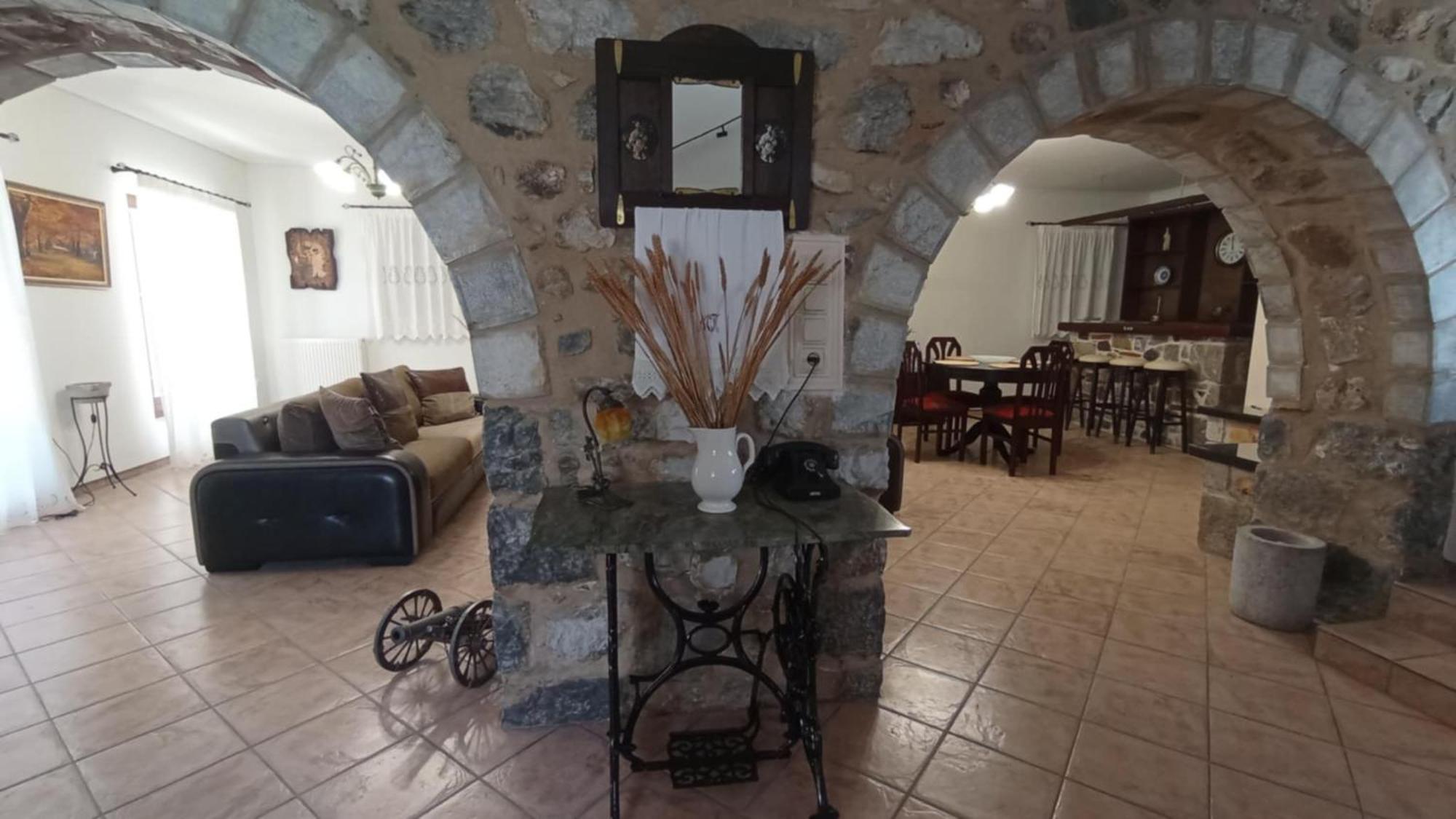 מישטראש Villa Iris מראה חיצוני תמונה