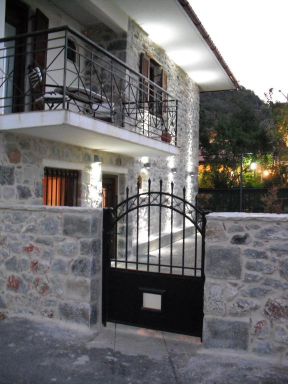 מישטראש Villa Iris מראה חיצוני תמונה
